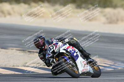 media/Dec-07-2025-CVMA (Sun) [[3e7d2de5dc]]/Race 6-The Shootout/